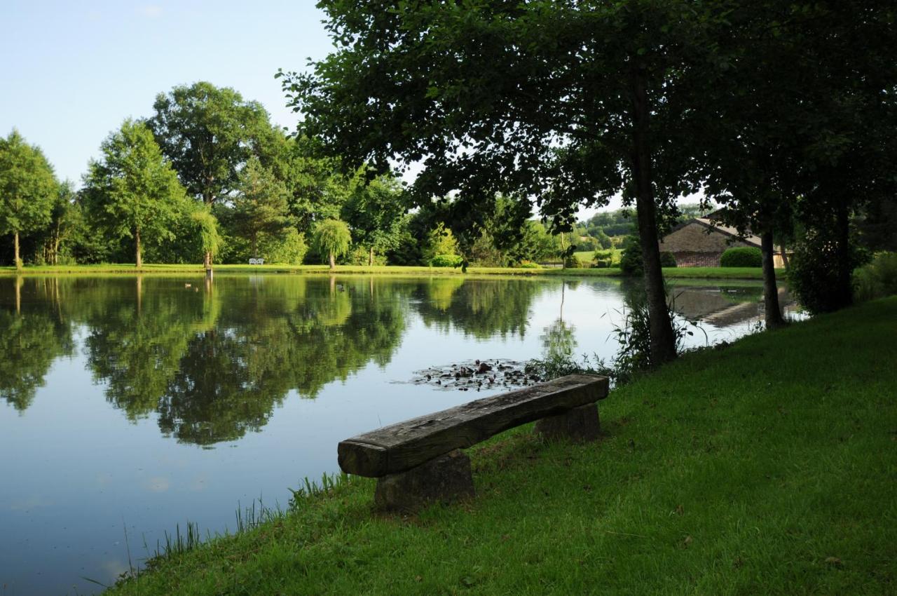 Les Etangs Du Moulin D'Harcy Bed and Breakfast Lonny Exteriör bild